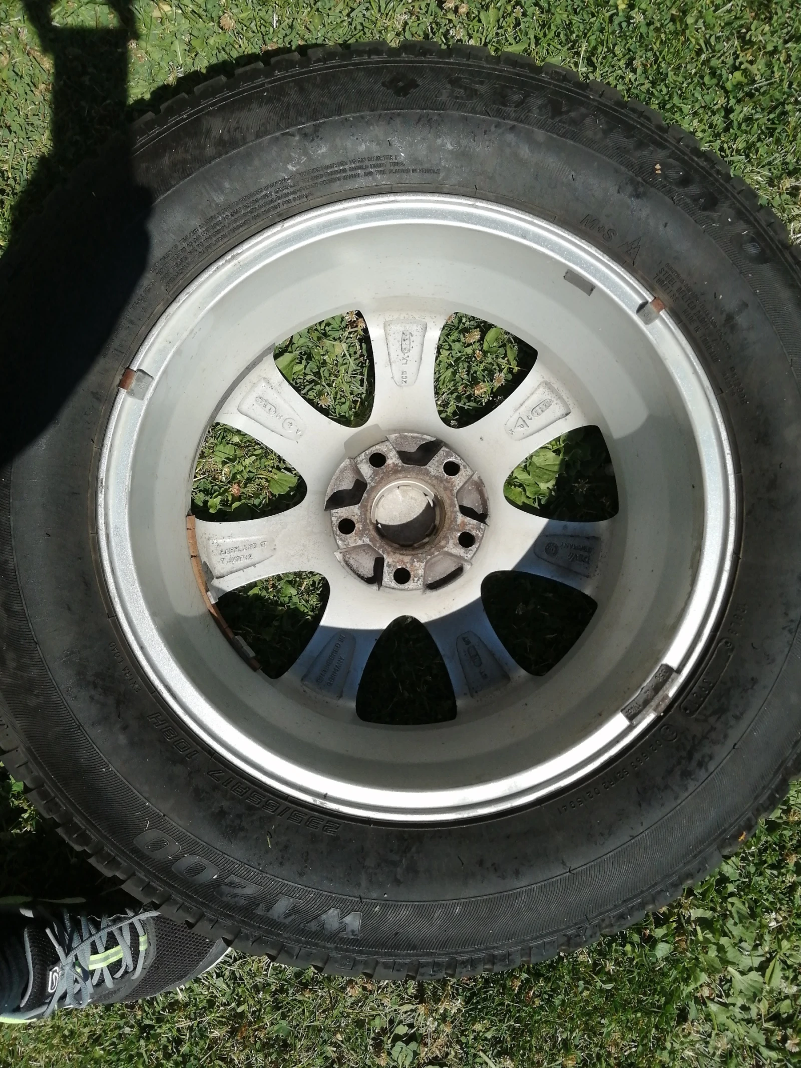 ���� � ������ 235/65R17 | Mobile.bg � ����������� 4