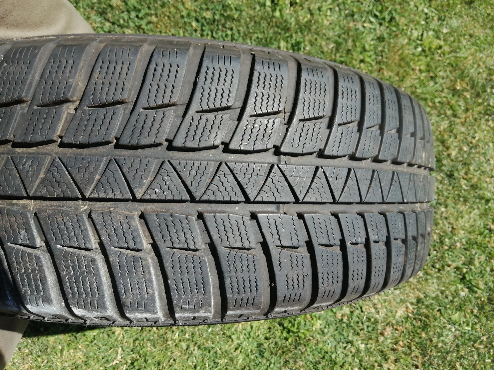 ���� � ������ 235/65R17 | Mobile.bg � ����������� 8