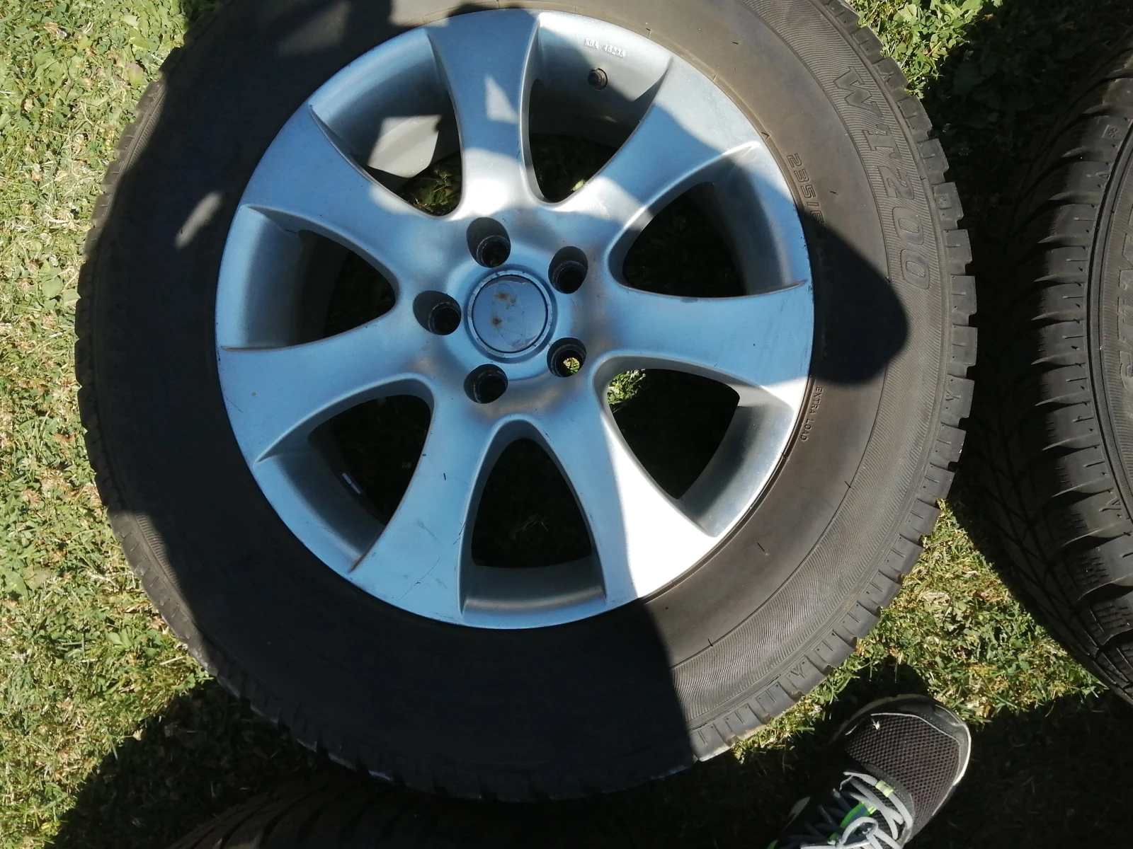 ���� � ������ 235/65R17 | Mobile.bg � ����������� 2
