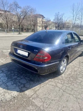 Mercedes-Benz E 220, снимка 4