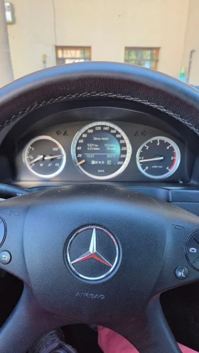 Mercedes-Benz C 220 2.2 elegance автомат, снимка 13