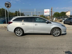 Toyota Auris 1.8_HYBRID, снимка 4