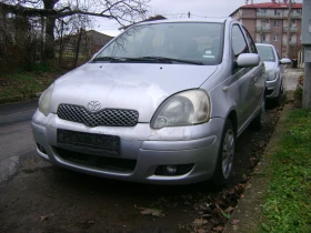 Toyota Yaris 1.0, снимка 1