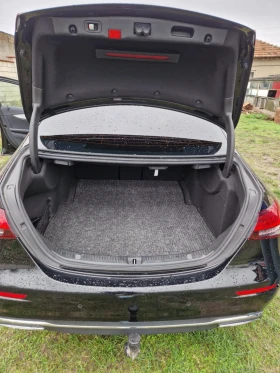 Mercedes-Benz E 220, снимка 10