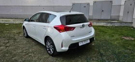 Toyota Auris 1.8, Ful Max, панорама, JBL, Кожа, Фул Екстри - 9700 € / 18971.55 лв. - 13095219 6