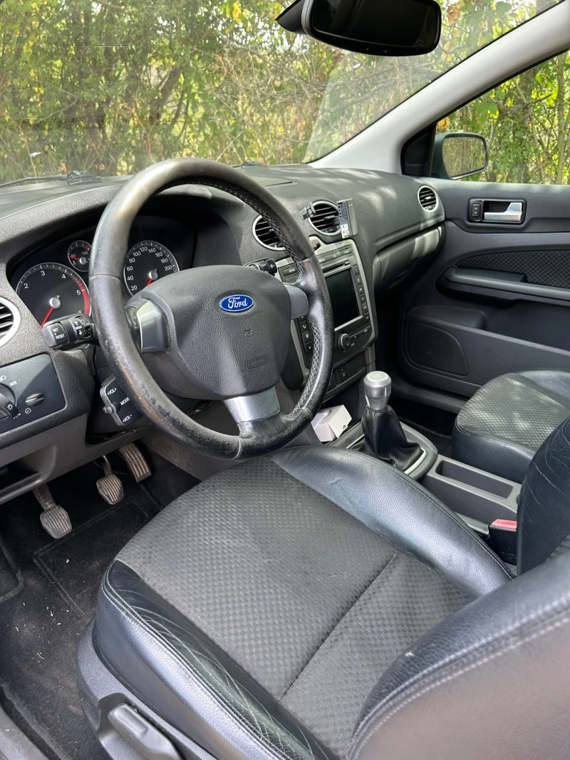 Ford Focus ST 2.0 TDCI, снимка 11 - Автомобили и джипове - 47342386