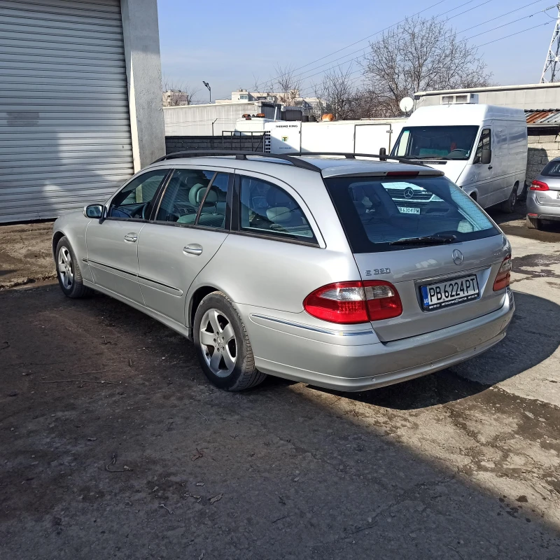 Mercedes-Benz E 320, снимка 4 - Автомобили и джипове - 48969894