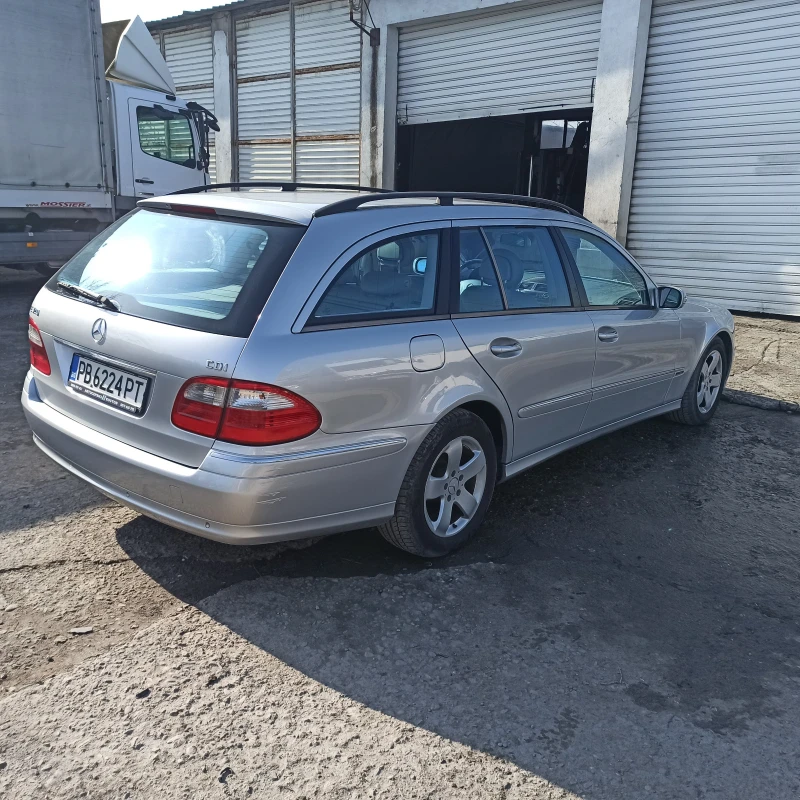 Mercedes-Benz E 320, снимка 3 - Автомобили и джипове - 48969894