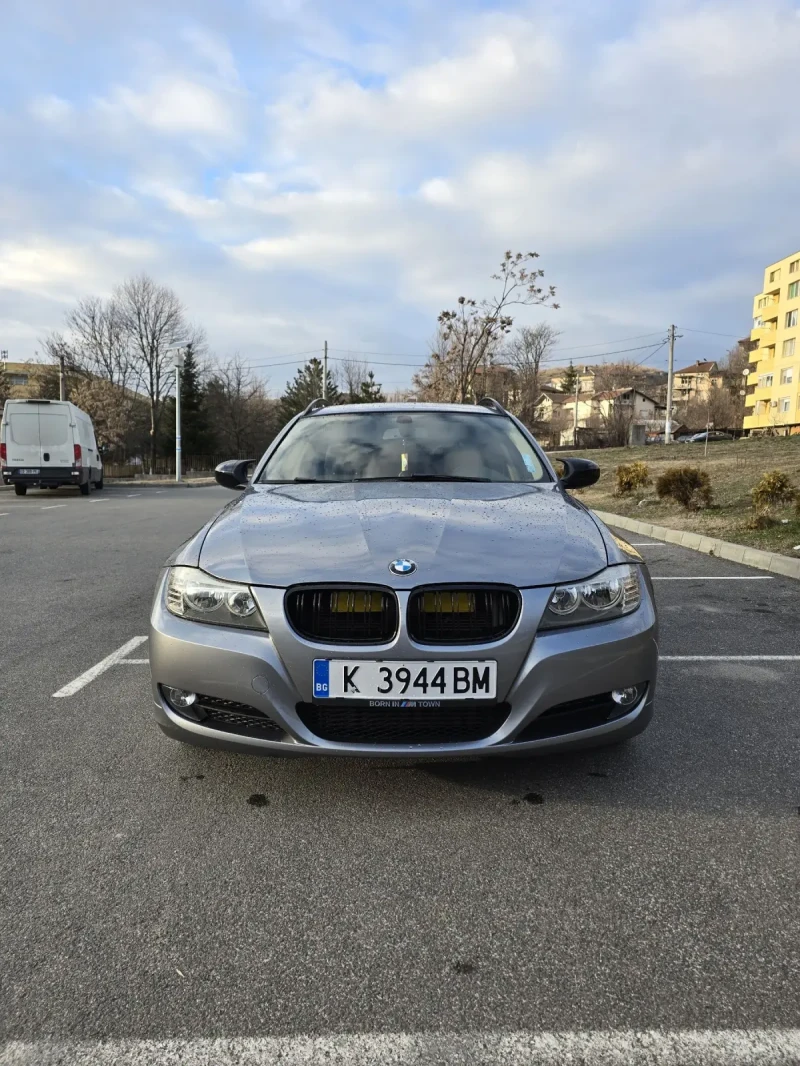 BMW 320 320D, снимка 1 - Автомобили и джипове - 49042112