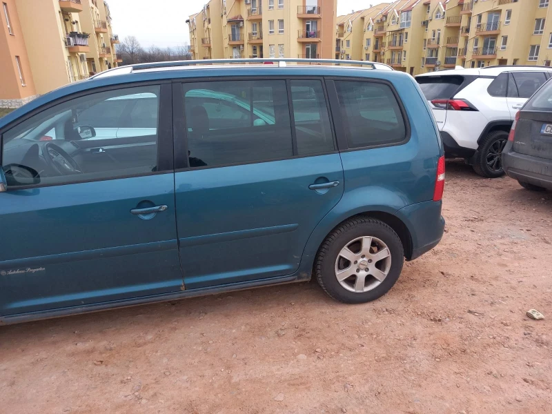 VW Touran 2.0 TDI на части , снимка 4 - Автомобили и джипове - 49446163