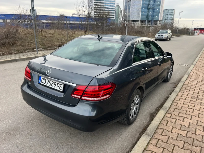 Mercedes-Benz E 220 Bluetec 2.2 D Бартер Лизинг, снимка 3 - Автомобили и джипове - 49491371