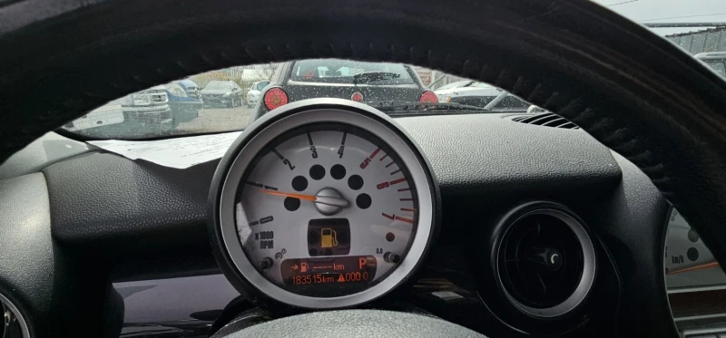 Mini Clubman 1.6 d Автомат ITALIA , снимка 13 - Автомобили и джипове - 49620868