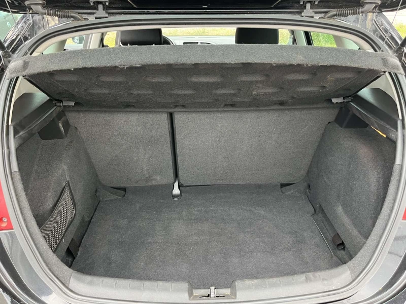 Seat Leon 1.4I 86кс  EURO 4 КЛИМАТИК, снимка 14 - Автомобили и джипове - 51172088