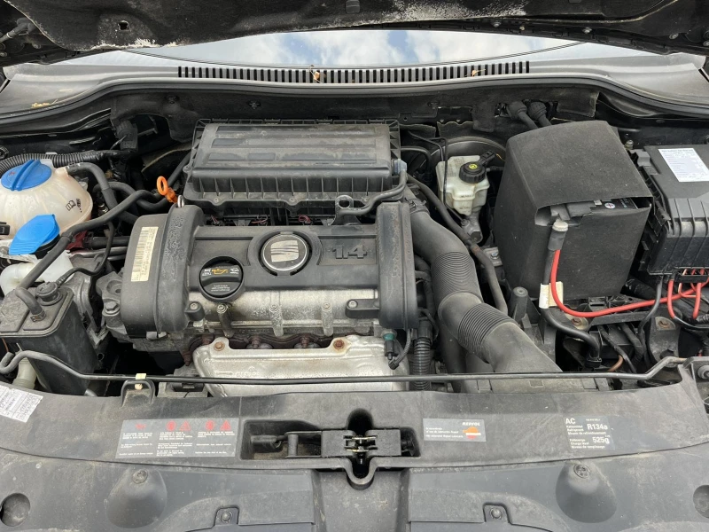 Seat Leon 1.4I 86кс  EURO 4 КЛИМАТИК, снимка 15 - Автомобили и джипове - 51172088