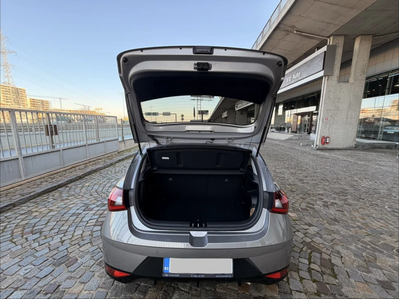 Hyundai I20, снимка 7 - Автомобили и джипове - 52867991