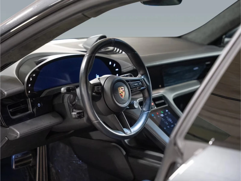 Porsche Taycan GTS/598HP/SURROUND-VIEW/BOSE/360/INNO-DRIVE/853v, снимка 8 - Автомобили и джипове - 53044868