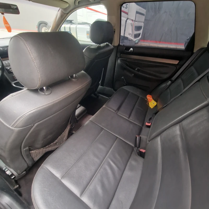 Audi A4 1.9 110+ + , снимка 8 - Автомобили и джипове - 53133353