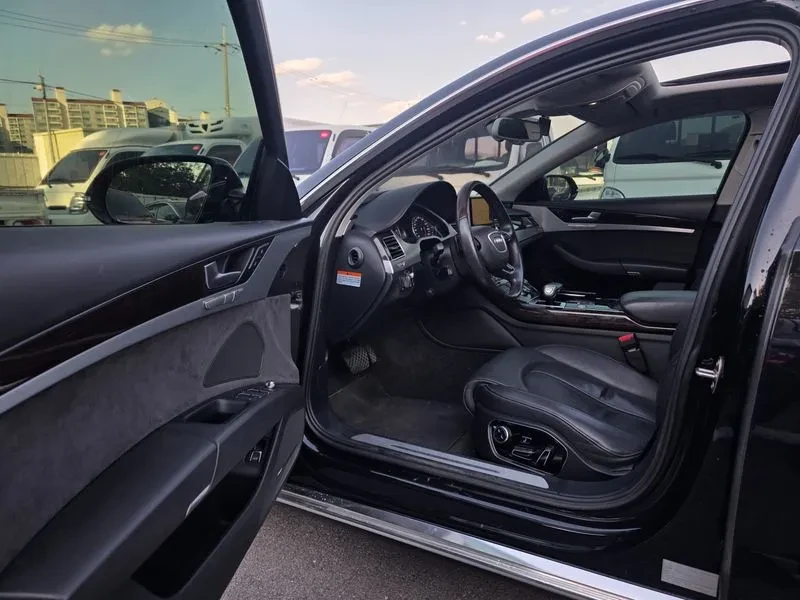 Audi A8 60 Tdi Quattro D4, снимка 14 - Автомобили и джипове - 55817558