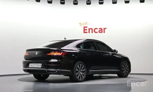 VW Arteon 2.0 TDI / DISTRONIC / ШИБИДАХ / ОБДУХ / ЛИЗИНГ, снимка 2 - Автомобили и джипове - 55874072