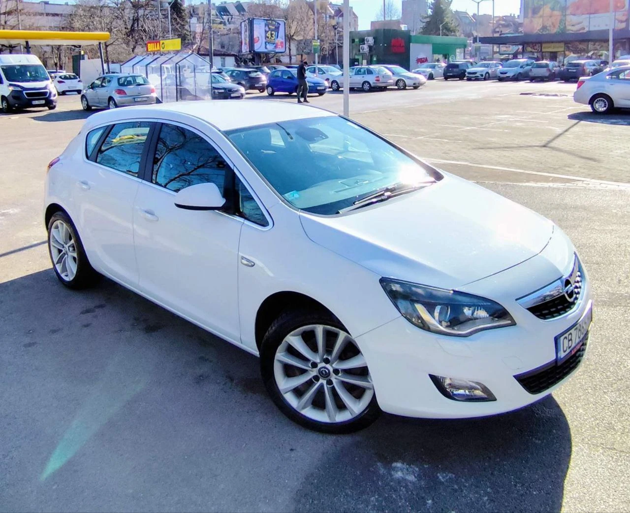 Opel Astra J, снимка 1