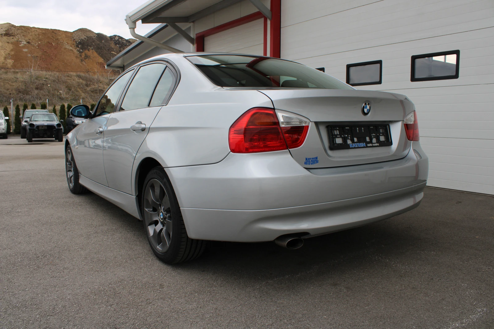 BMW 320 2.0D-163к.с.-6ск.-94000км!!! - изображение 7