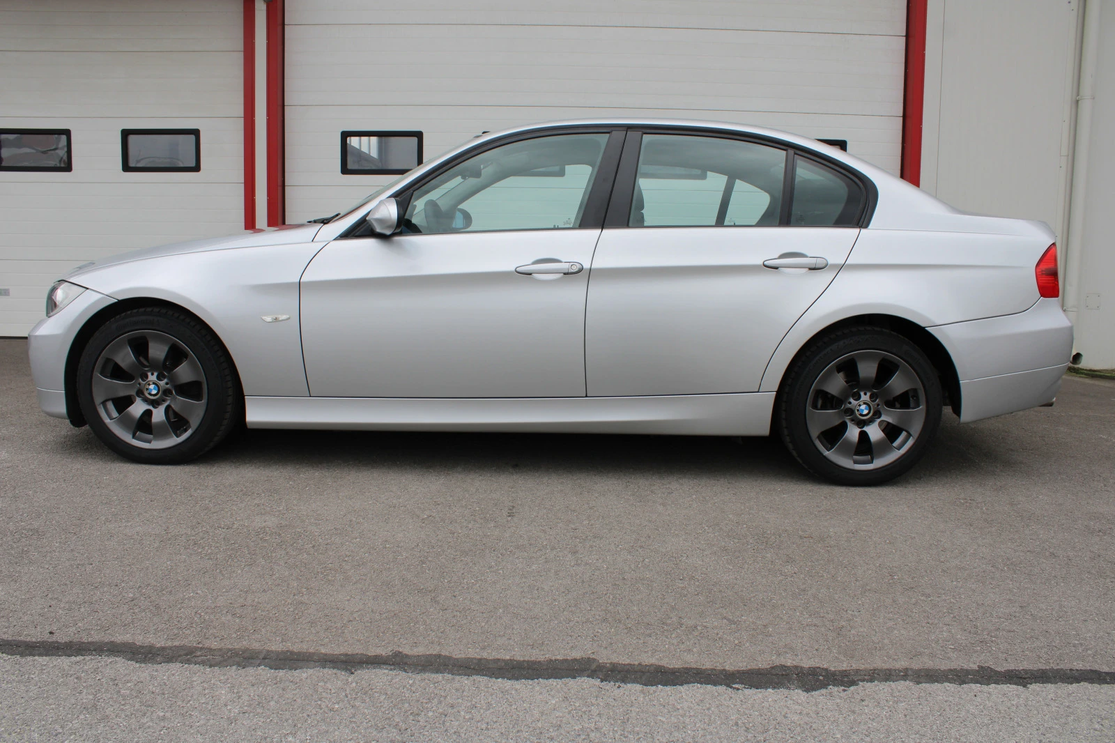 BMW 320 2.0D-163к.с.-6ск.-94000км!!! - изображение 8