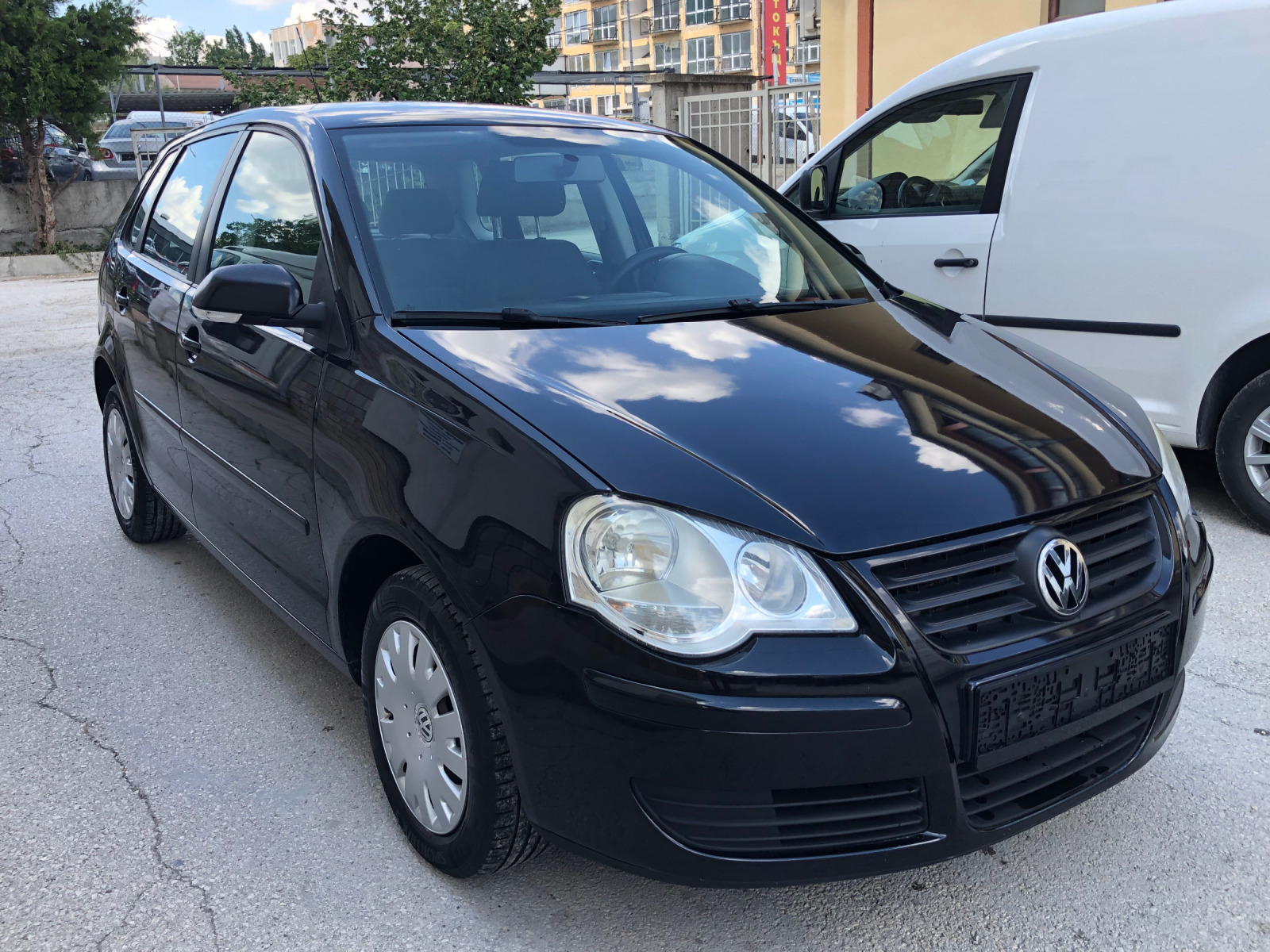 VW Polo 1.2i БЕНЗИН - изображение 2