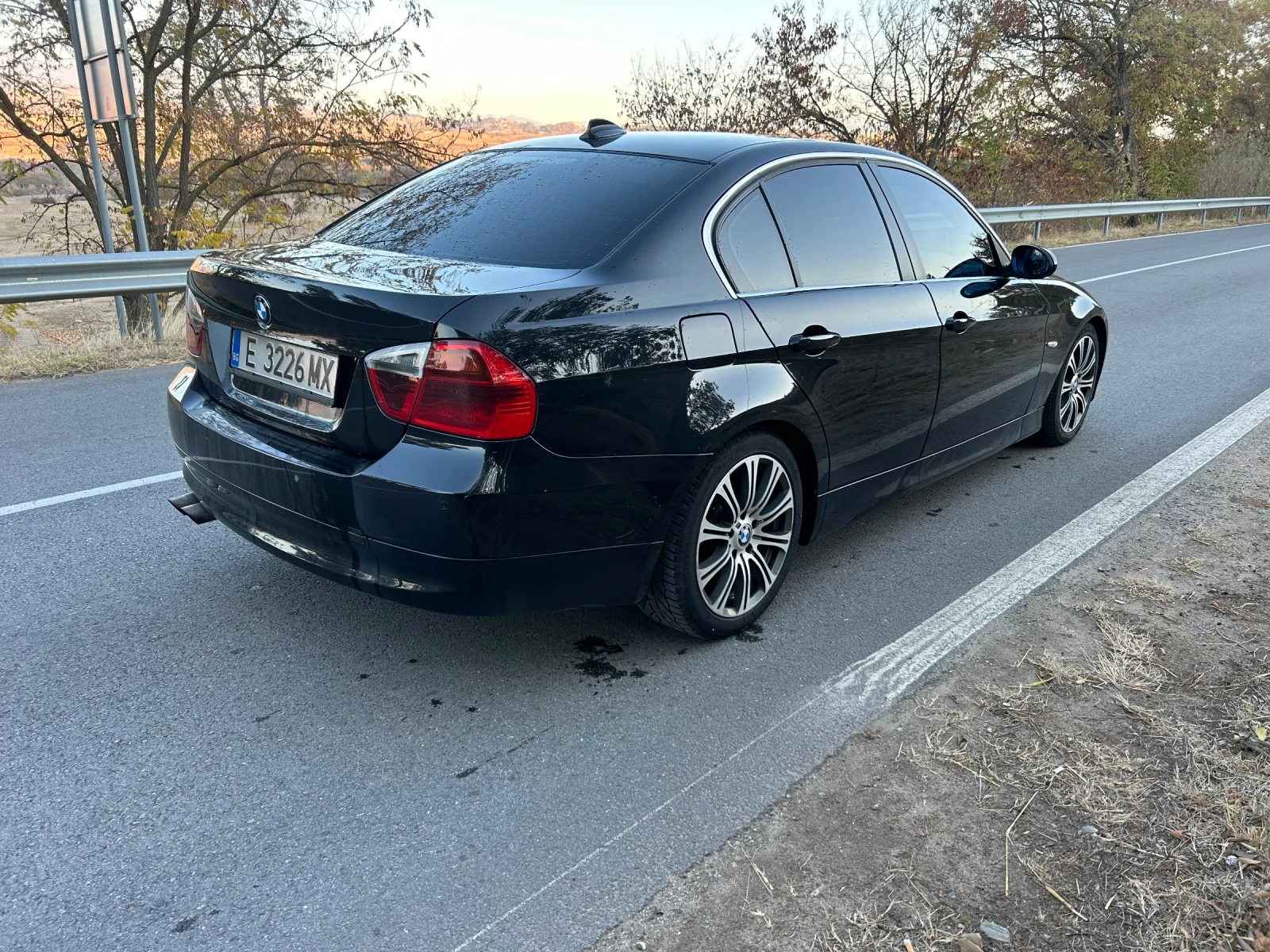 BMW 320 320d КАТО НОВА  6 скорости - изображение 3