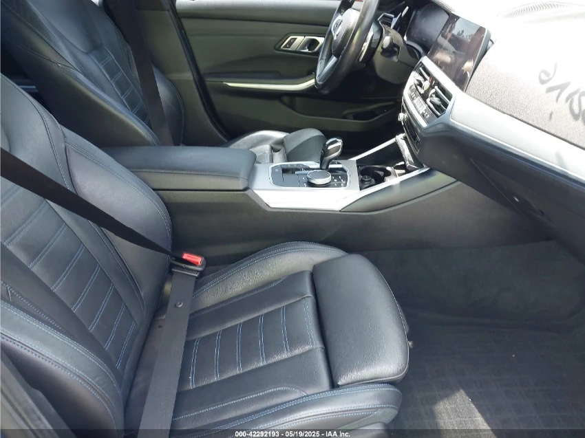 BMW 330 I* M-PACK* RECARO* AMBIENT* M-ОКАЧВАНЕ - изображение 7