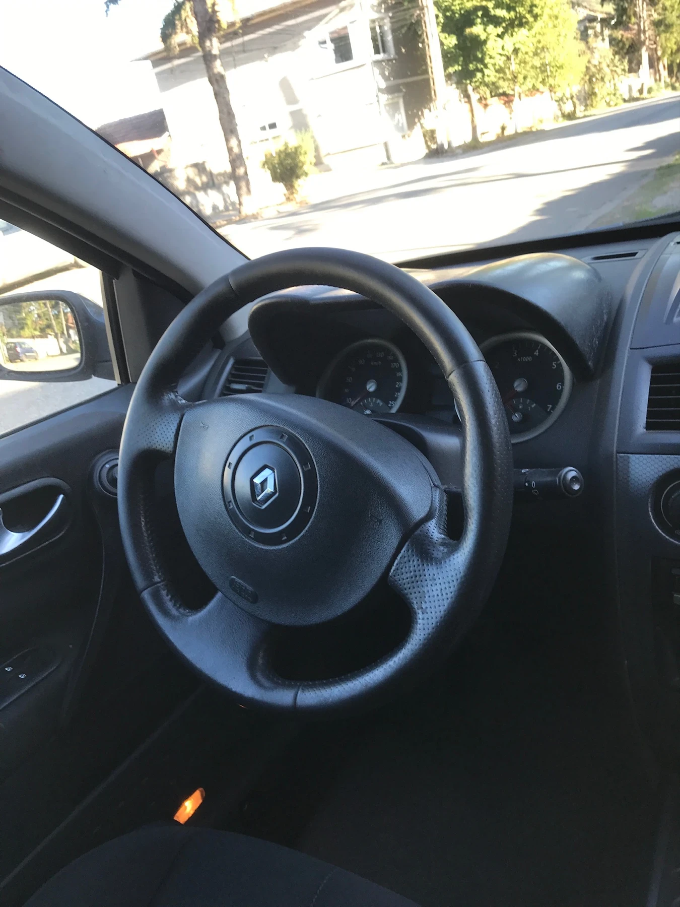 Renault Megane 1.5dci - изображение 8