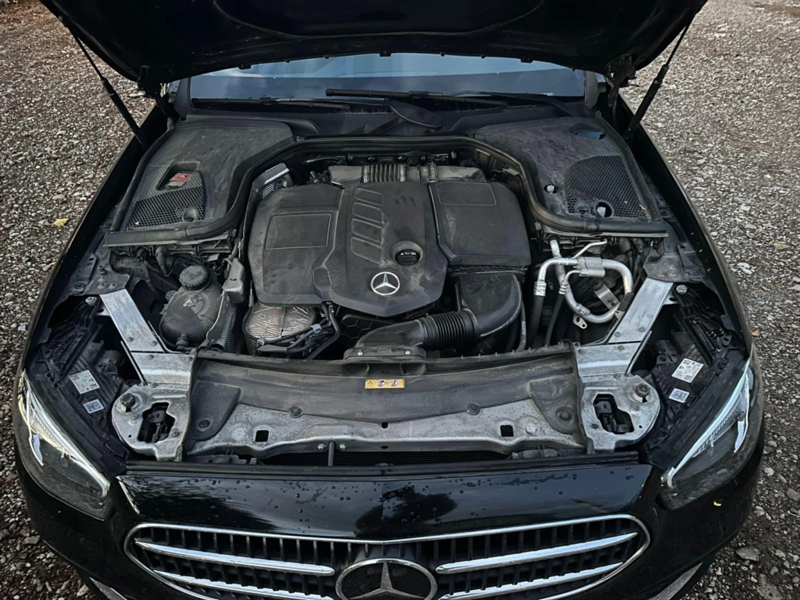 Mercedes-Benz E 220  - изображение 3