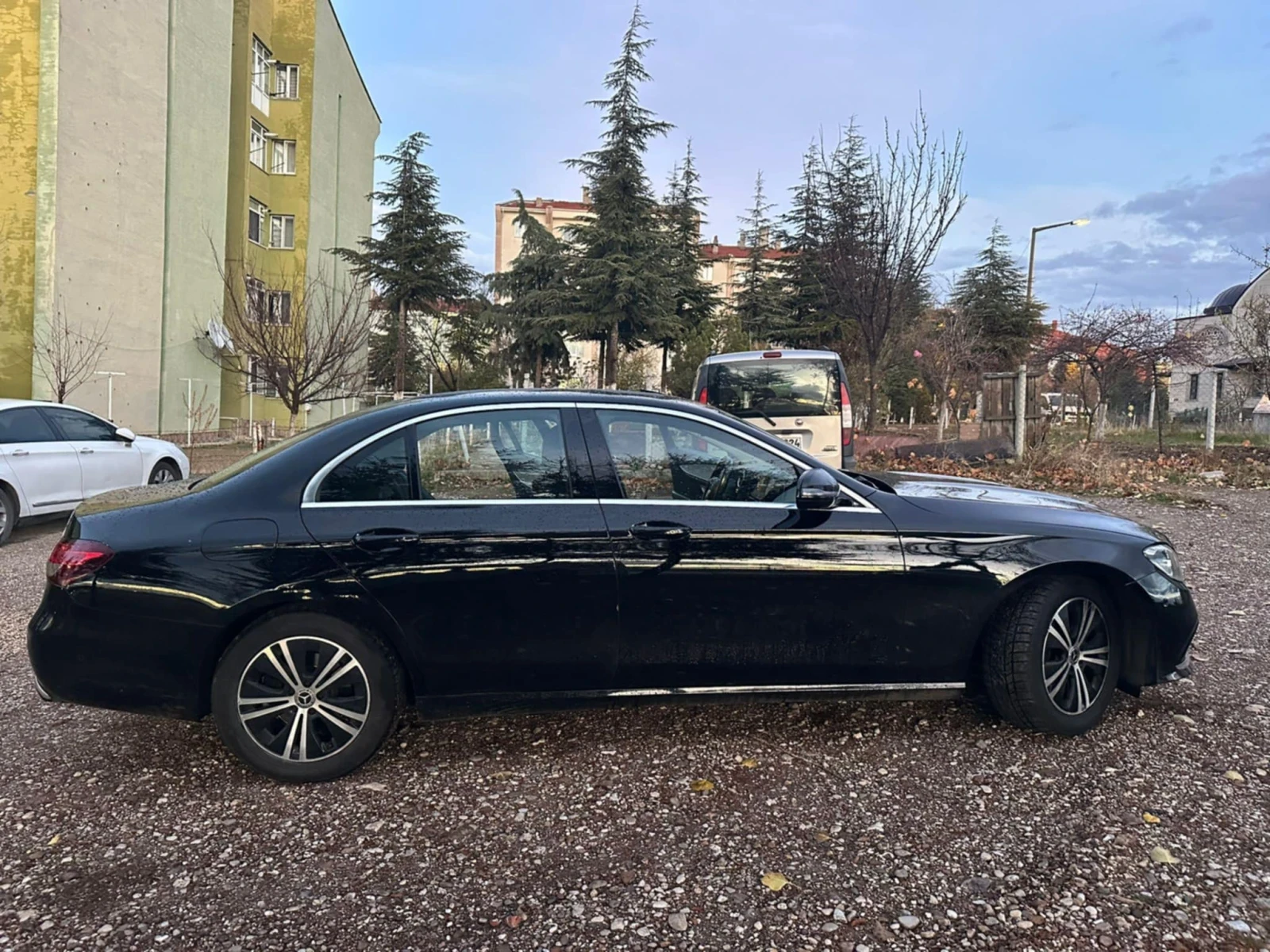 Mercedes-Benz E 220 | Mobile.bg � ����������� 7