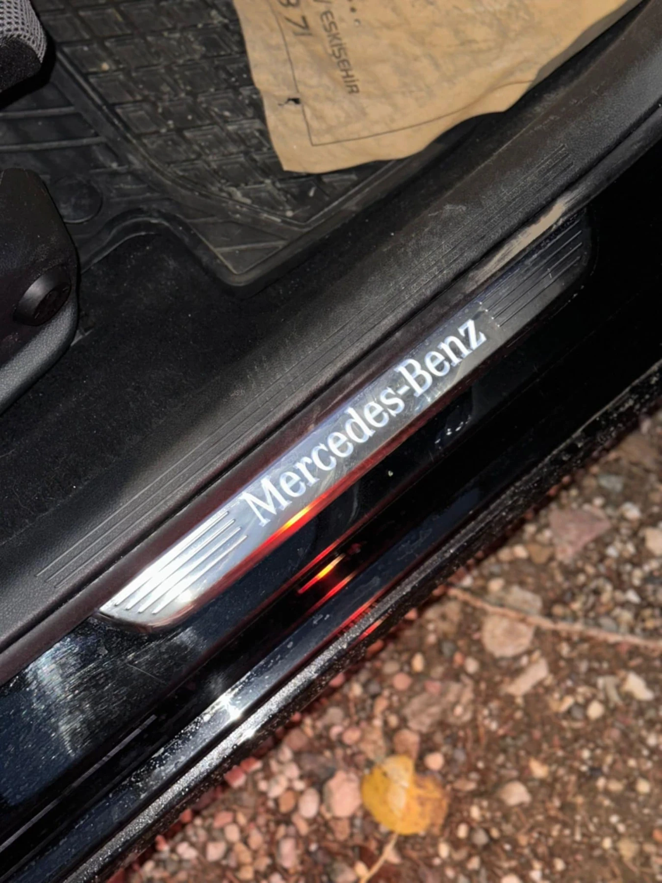 Mercedes-Benz E 220  - изображение 4