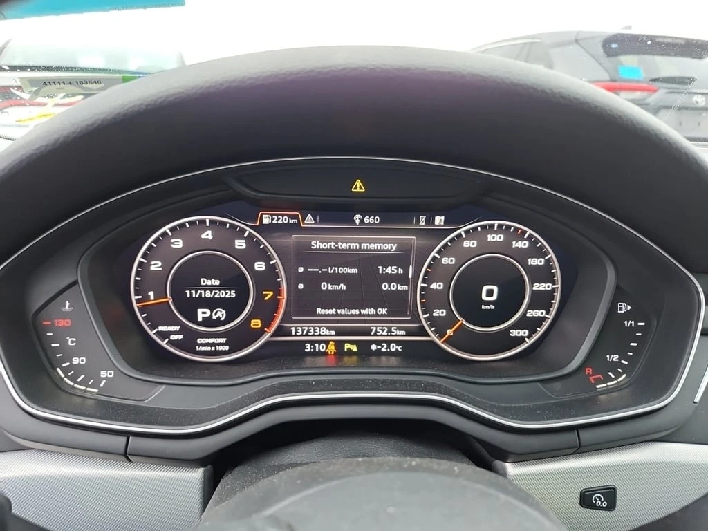 Audi A4 TECHNIK * CARFAX * Цена до България - изображение 8