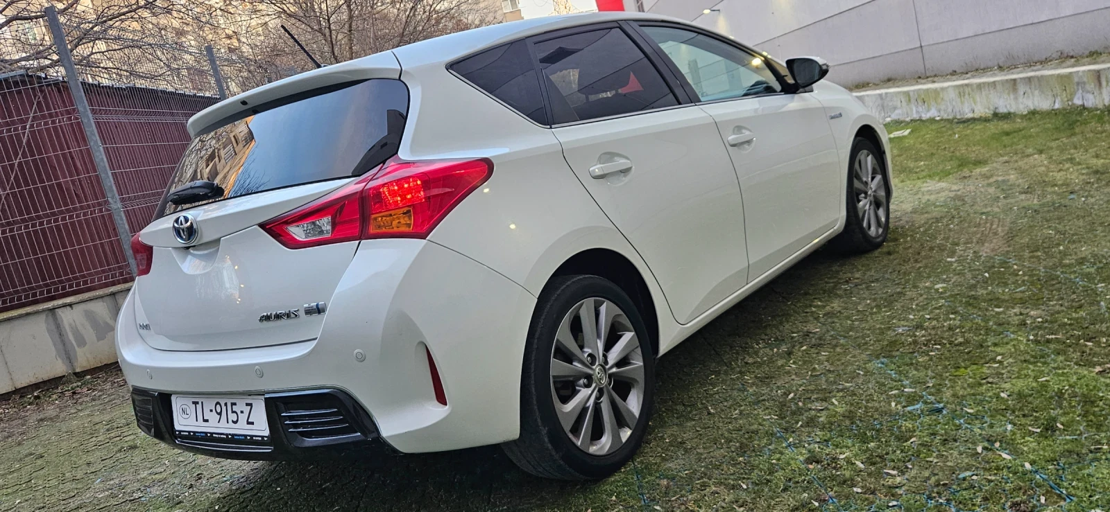 Toyota Auris 1.8, Ful Max, панорама, JBL, Кожа, Фул Екстри - изображение 4