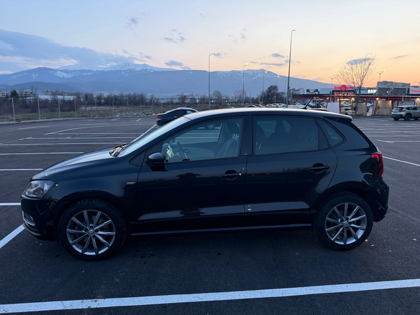 VW Polo Volkswagen Polo V Facelift 1.2 TSI   110 к.с. , снимка 4 - Автомобили и джипове - 53866776