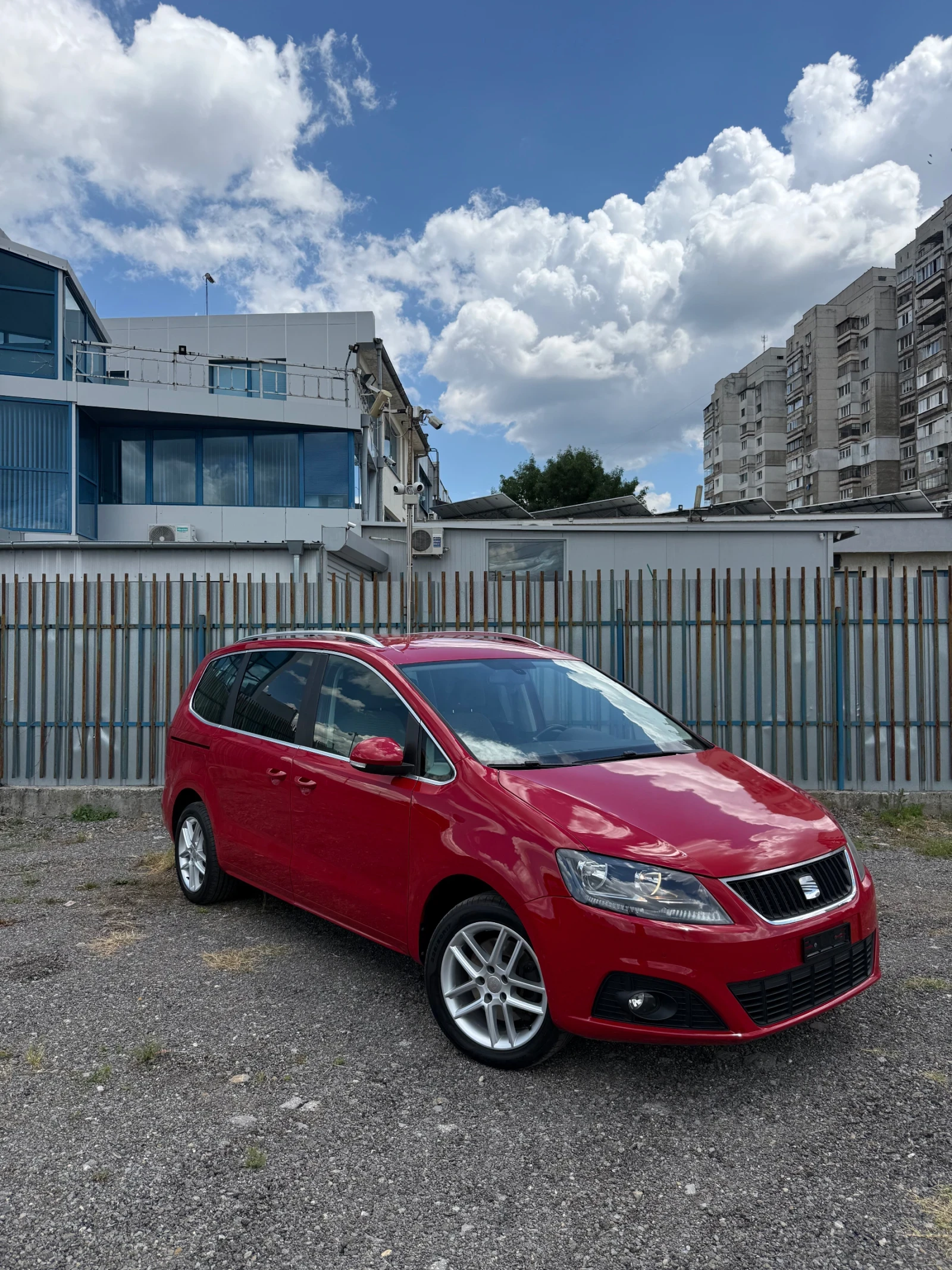 Seat Alhambra 1.4 TSI * Швейцария! * ТОП, снимка 2 - Автомобили и джипове - 54962553