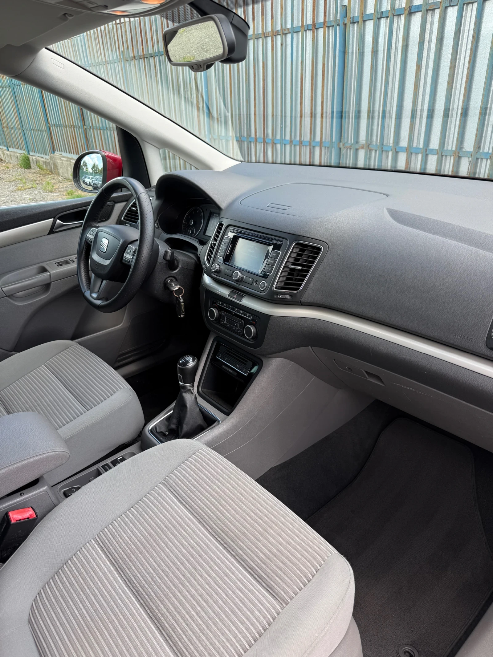 Seat Alhambra 1.4 TSI * Швейцария! * ТОП, снимка 12 - Автомобили и джипове - 54962553