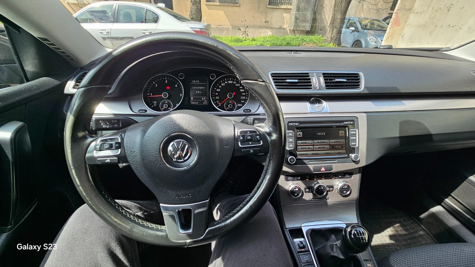 VW Passat, снимка 12 - Автомобили и джипове - 55090329