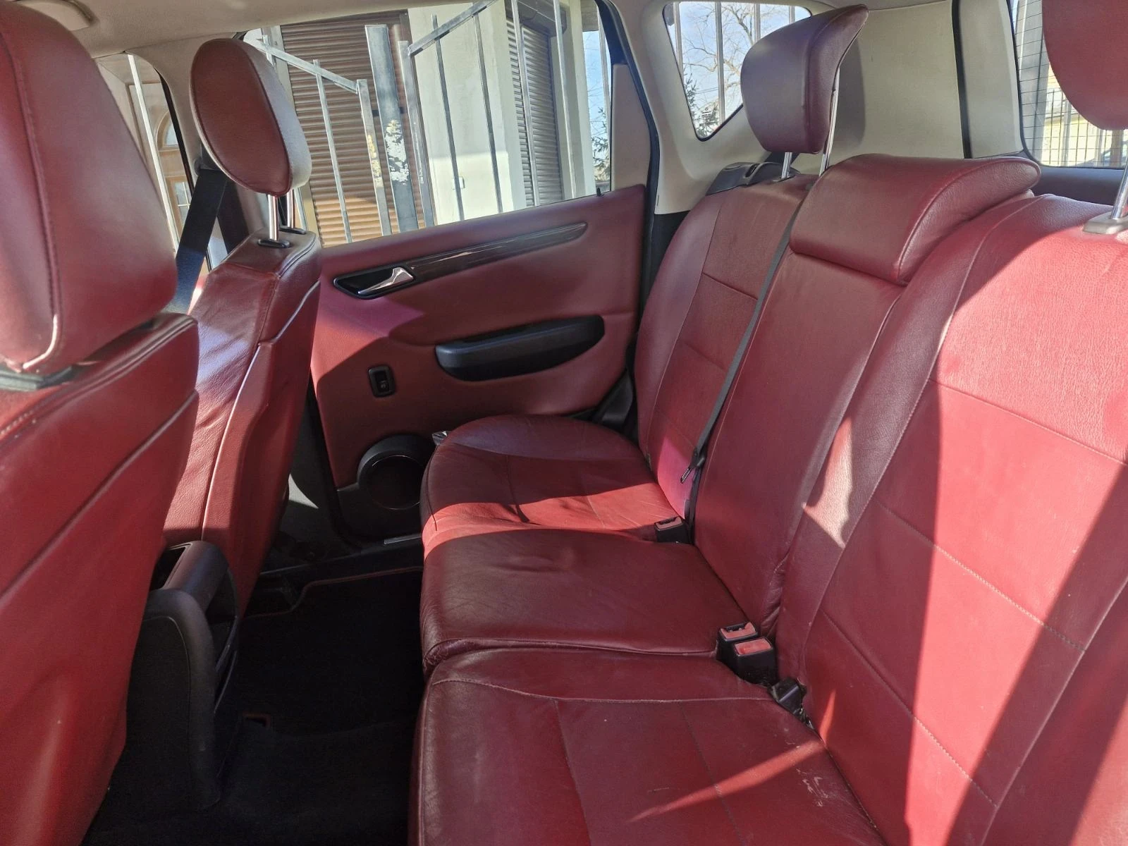 Mercedes-Benz A 180, снимка 10 - Автомобили и джипове - 55256509