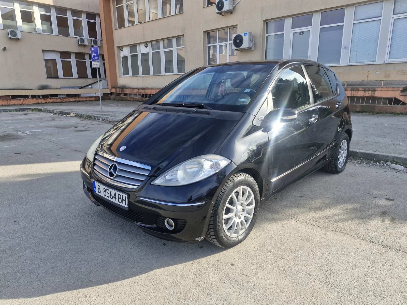 Mercedes-Benz A 180