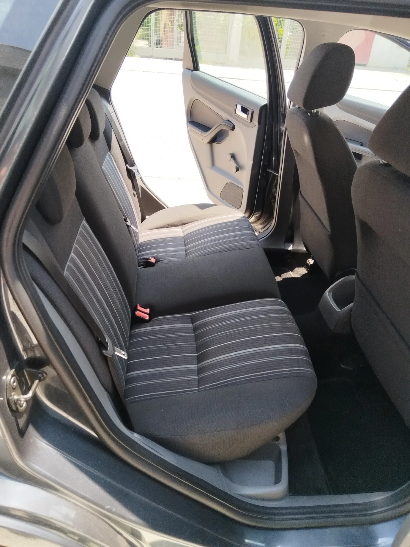 Ford Focus 1.6TDCI , снимка 13 - Автомобили и джипове - 55333973