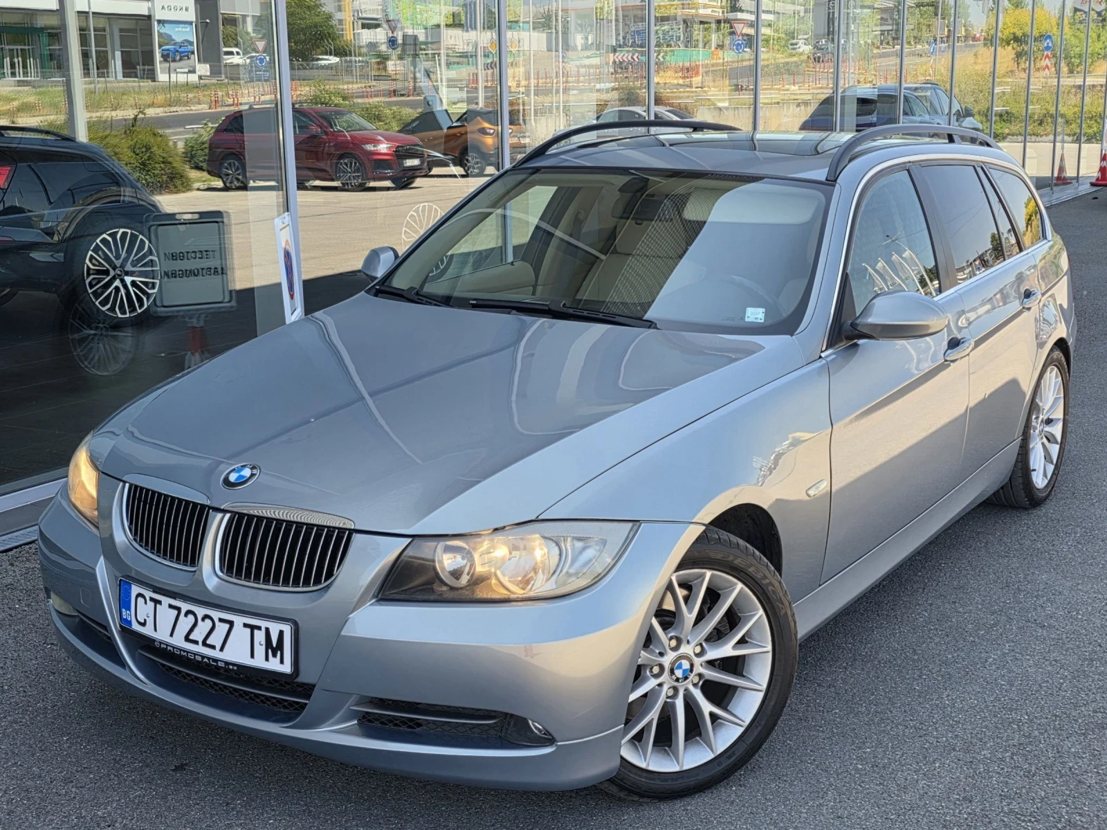 BMW 330 D, снимка 2 - Автомобили и джипове - 55474314