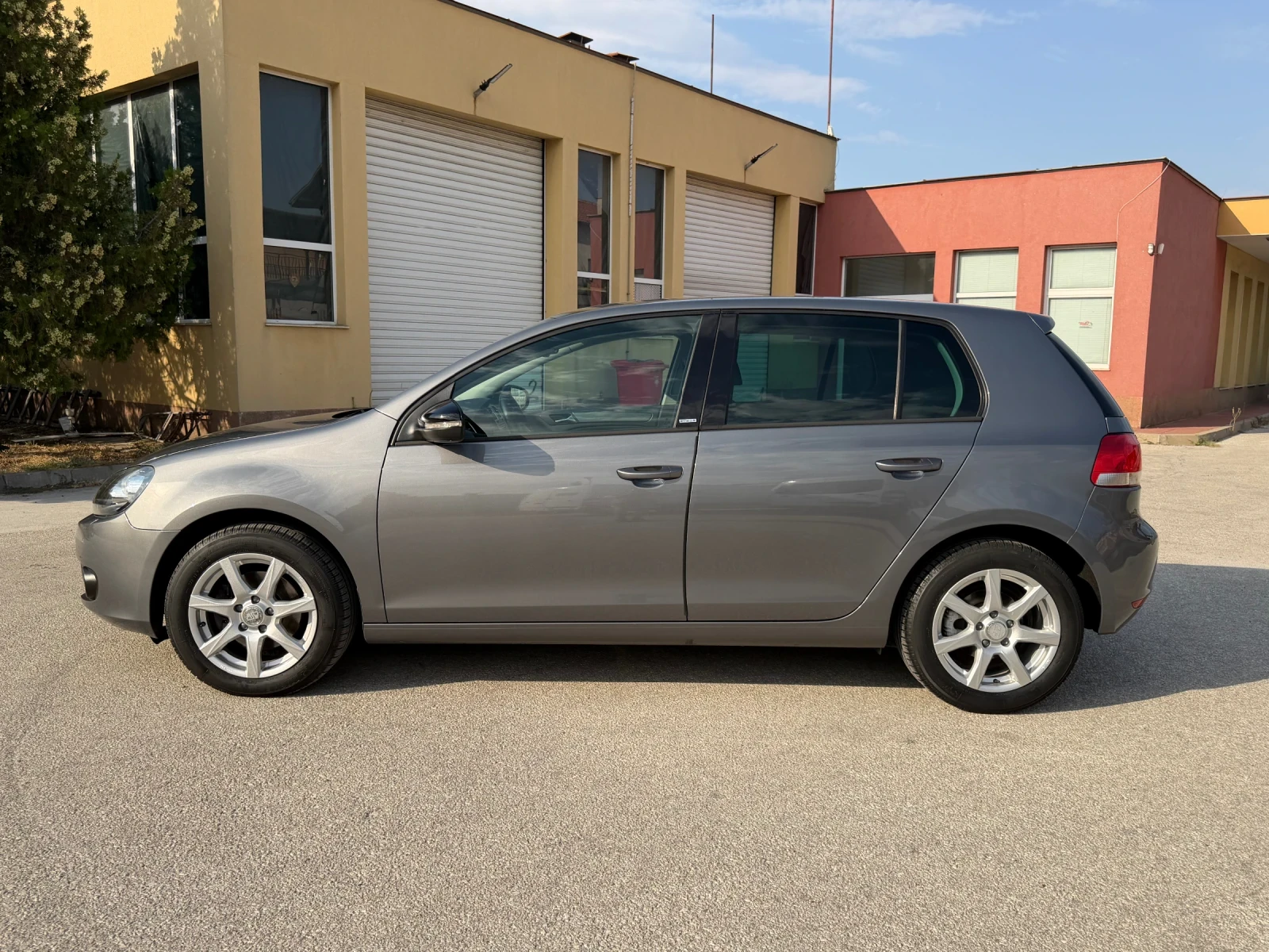 VW Golf 2.0TDI 140к.с. STYLE ГЕРМАНИЯ, снимка 2 - Автомобили и джипове - 55833531