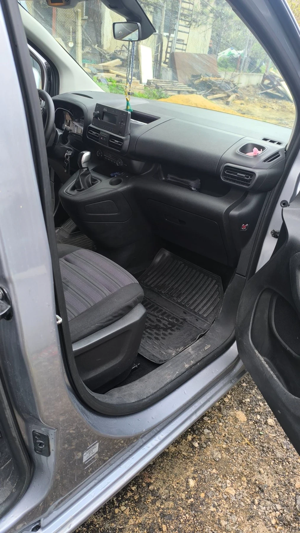 Opel Combo Life, снимка 10 - Автомобили и джипове - 56007581