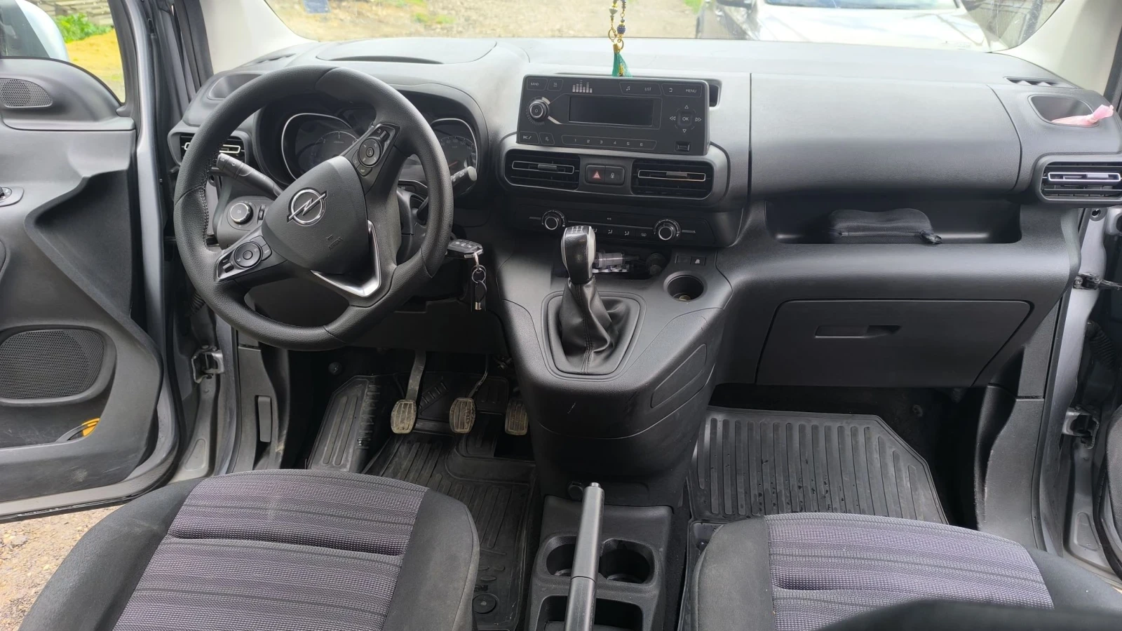 Opel Combo Life, снимка 8 - Автомобили и джипове - 56007581