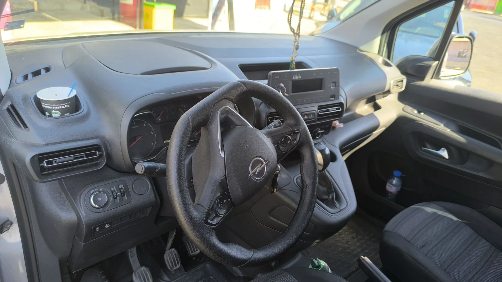 Opel Combo Life, снимка 3 - Автомобили и джипове - 56007581