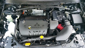 Mitsubishi Outlander 2.4i, 4&#215;4, РЪЧНИ скорости, снимка 16