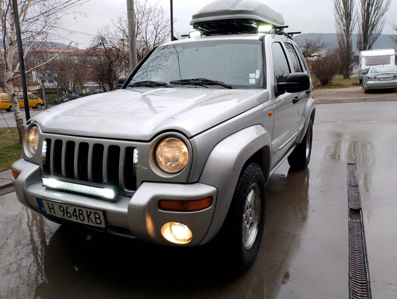 Jeep Cherokee 4х4 Auto 2.8 150 к.с. , снимка 10 - Автомобили и джипове - 44356191