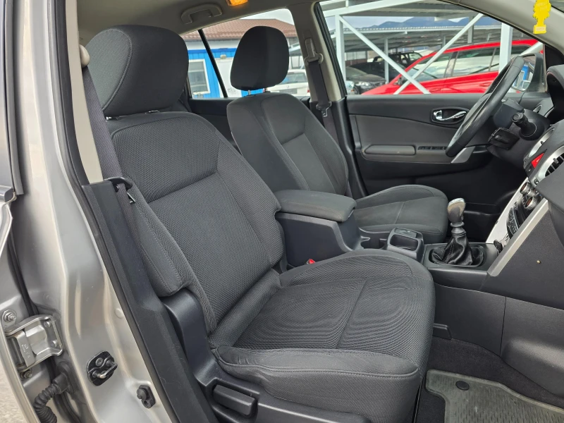 Renault Koleos 2.0DCI 4X4 150КС! ! КЛИМАТРОНИК, снимка 14 - Автомобили и джипове - 53131842